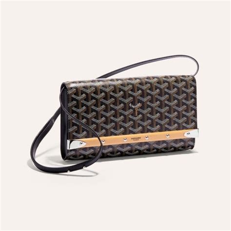 goyard monte carlo clutch colors|goyard clutch shoes.